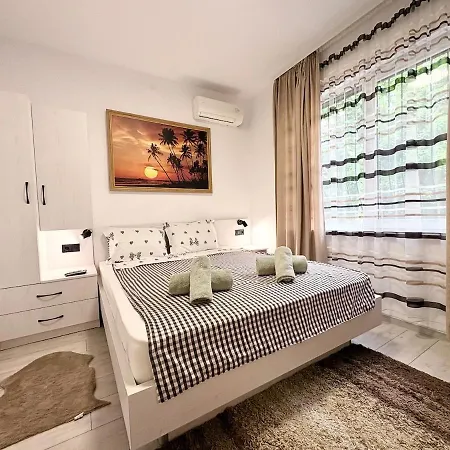 Sea Garden Pearl -